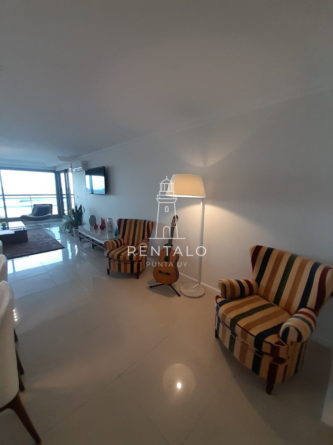 Apartamento ID.843 - Apartamento en venta de 3 dormitorios en Punta del este , Torre Imperiale , Playa Mansa 