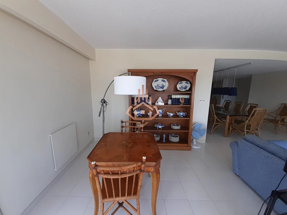 Apartamento en Venta de 3 dormitorios en  Punta del este , Playa Brava , Torre Tiburon