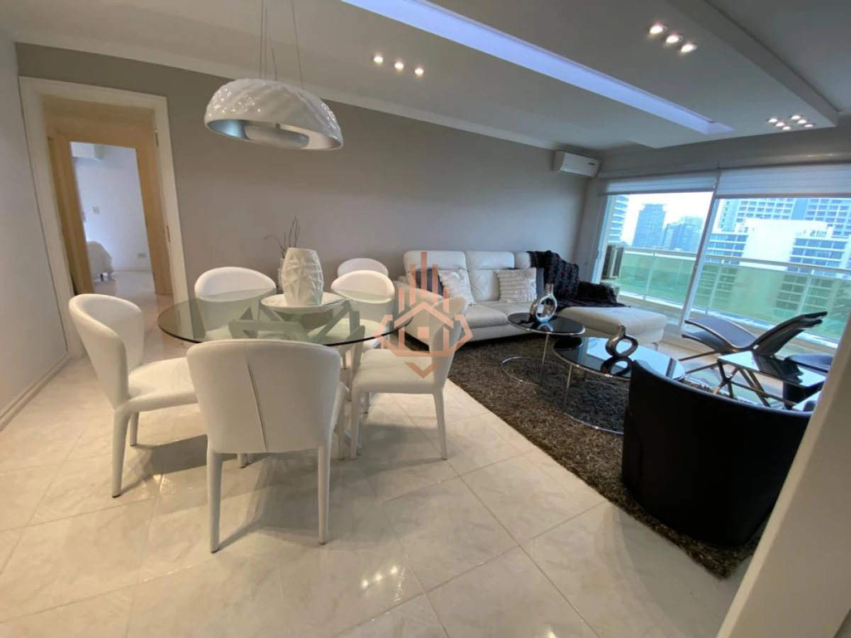 Apartamento en Venta de 3 dormitorios en Edificio Coral Tower , Punta del este , Playa Mansa