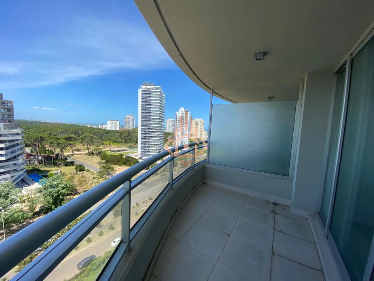 Apartamento en Venta de 2 dormitorios en Punta del este , Playa Brava , Ocean Drive