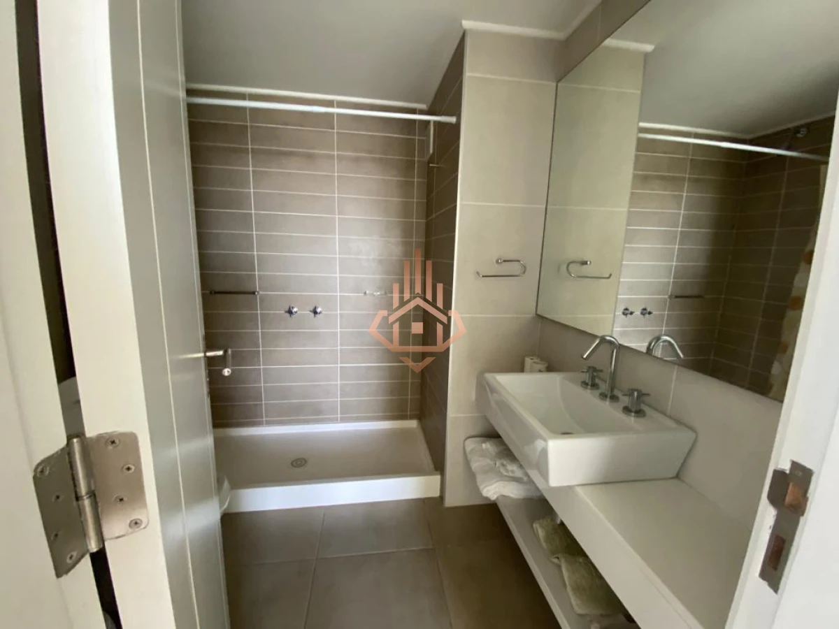 Apartamento en Venta de 2 dormitorios en Punta del este , Playa Brava , Ocean Drive