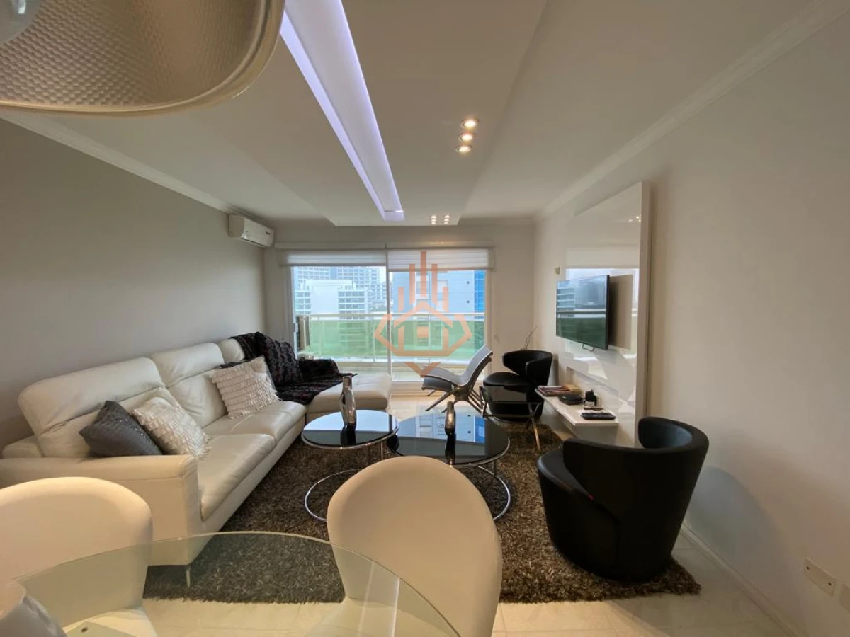 Apartamento en Venta de 3 dormitorios en Edificio Coral Tower , Punta del este , Playa Mansa