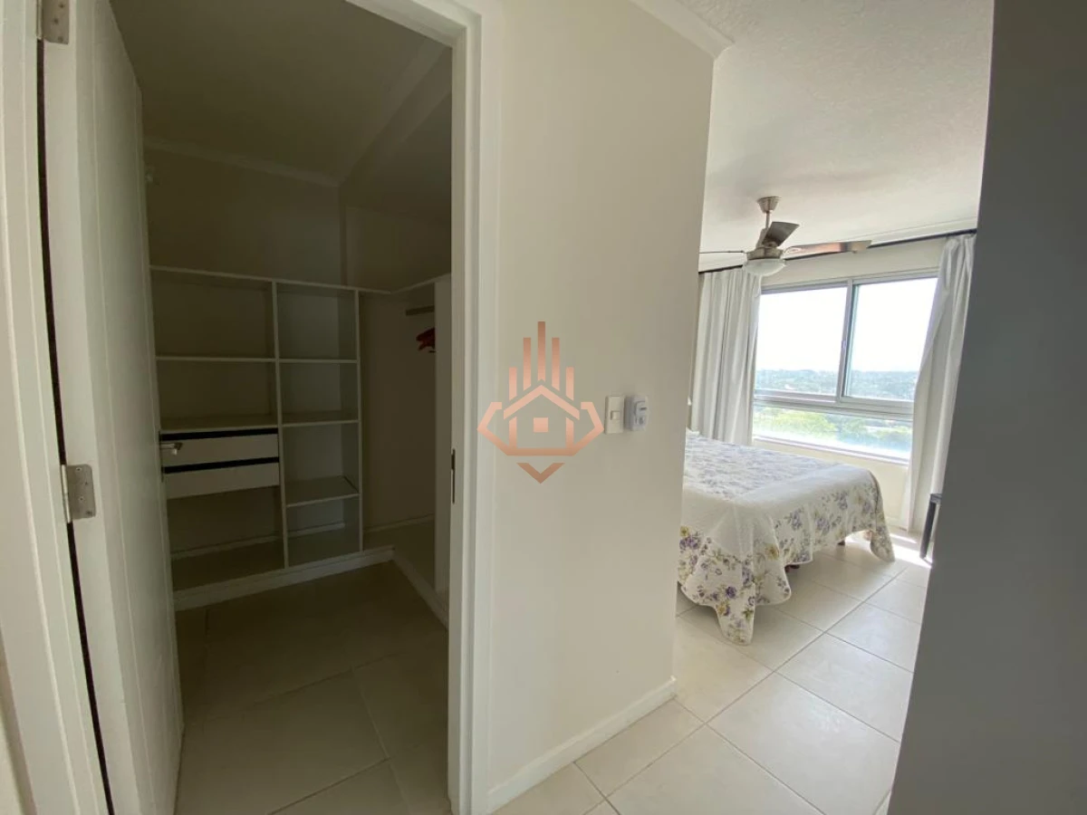 Apartamento en Venta de 2 dormitorios en Punta del este , Playa Brava , Ocean Drive