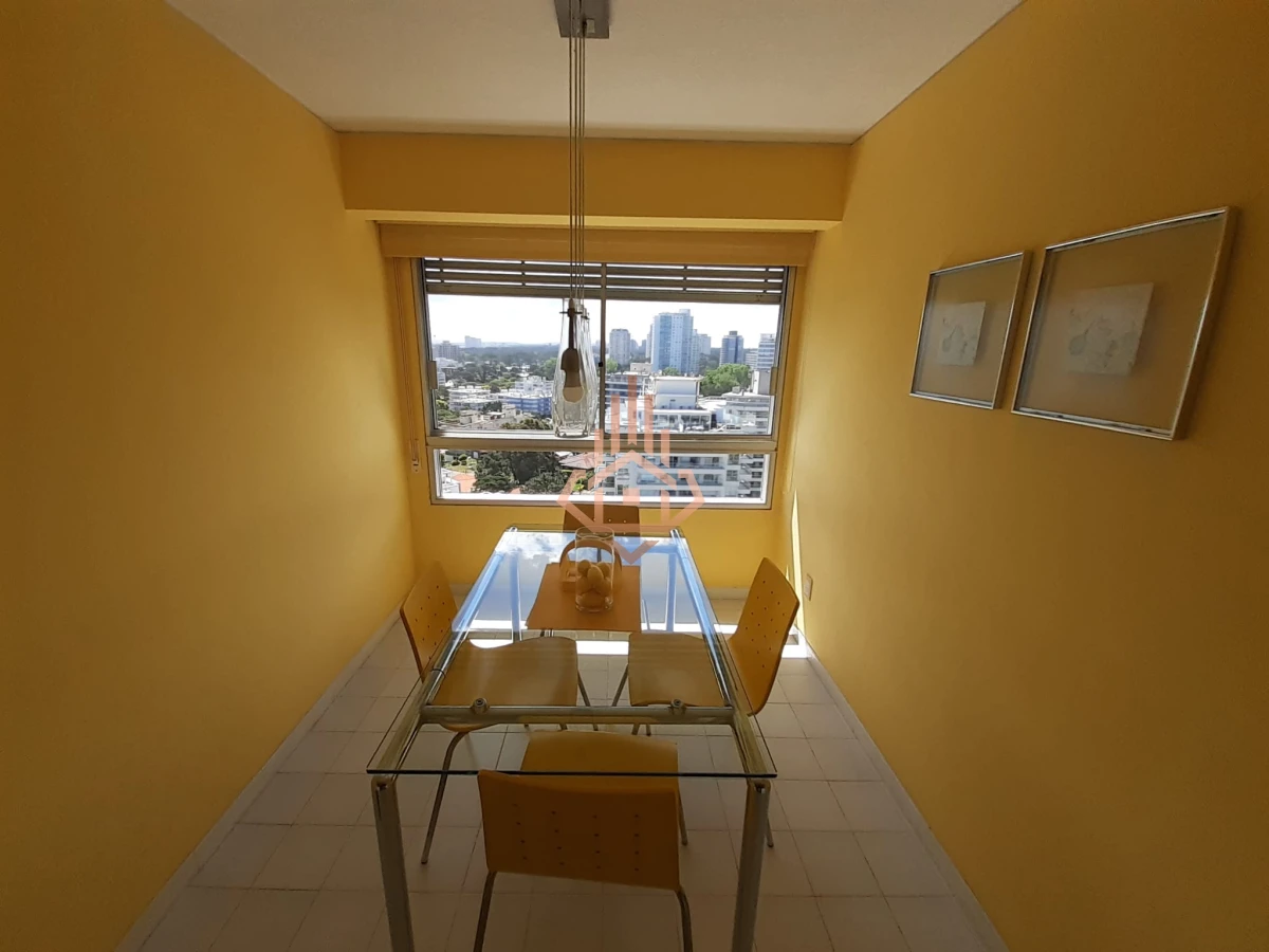 Apartamento en Venta de 3 dormitorios en  Punta del este , Playa Brava , Torre Tiburon