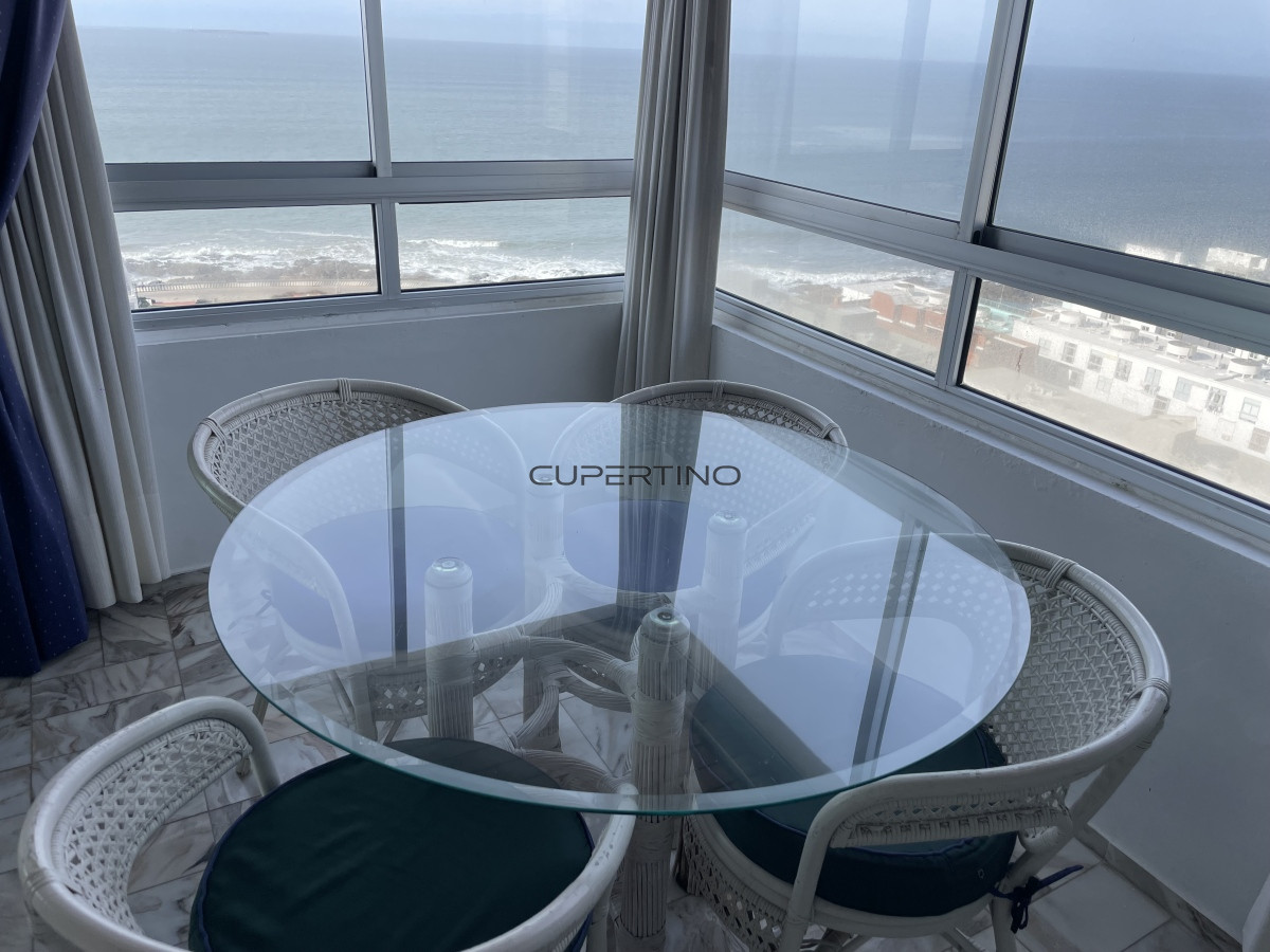 Apartamento ID.3556 - Apartamento en Venta de 3 dormitorios en la Península de Punta del este , Gorlero 