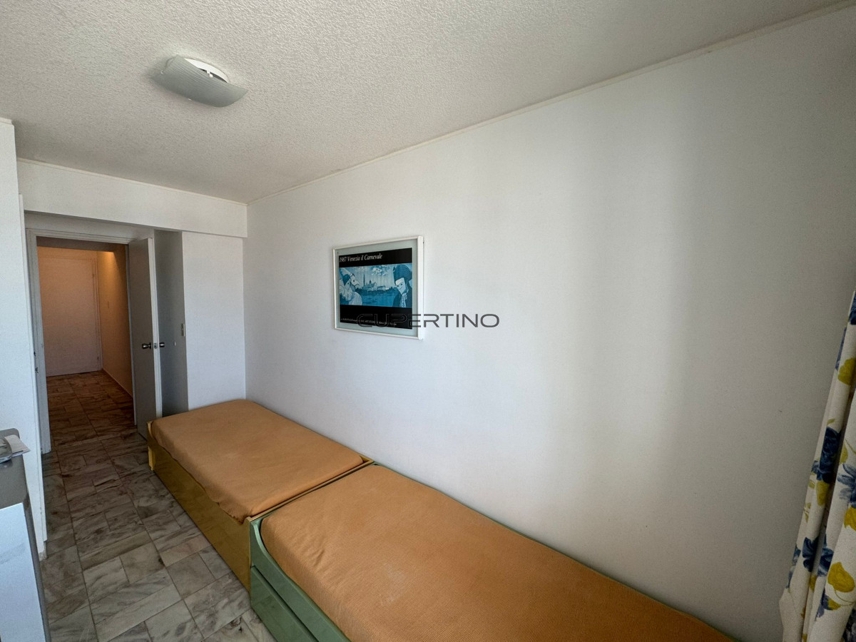 Apartamento ID.3556 - Apartamento en Venta de 3 dormitorios en la Península de Punta del este , Gorlero 