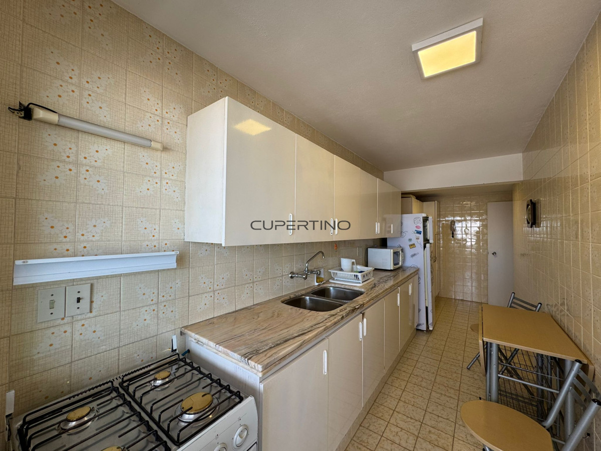 Apartamento ID.3556 - Apartamento en Venta de 3 dormitorios en la Península de Punta del este , Gorlero 