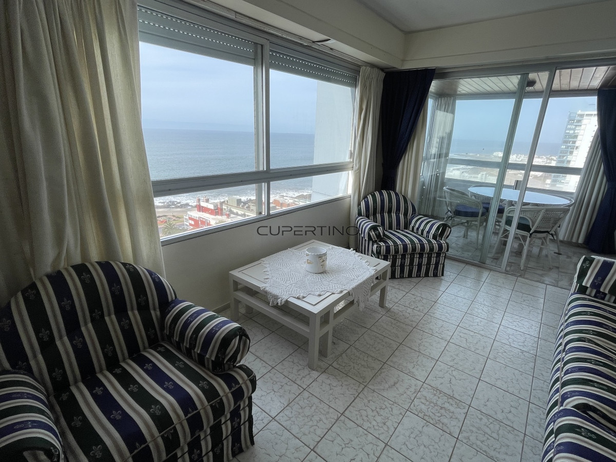 Apartamento ID.3556 - Apartamento en Venta de 3 dormitorios en la Península de Punta del este , Gorlero 