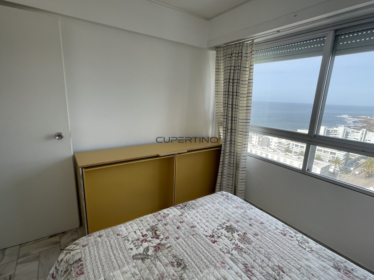 Apartamento ID.3556 - Apartamento en Venta de 3 dormitorios en la Península de Punta del este , Gorlero 