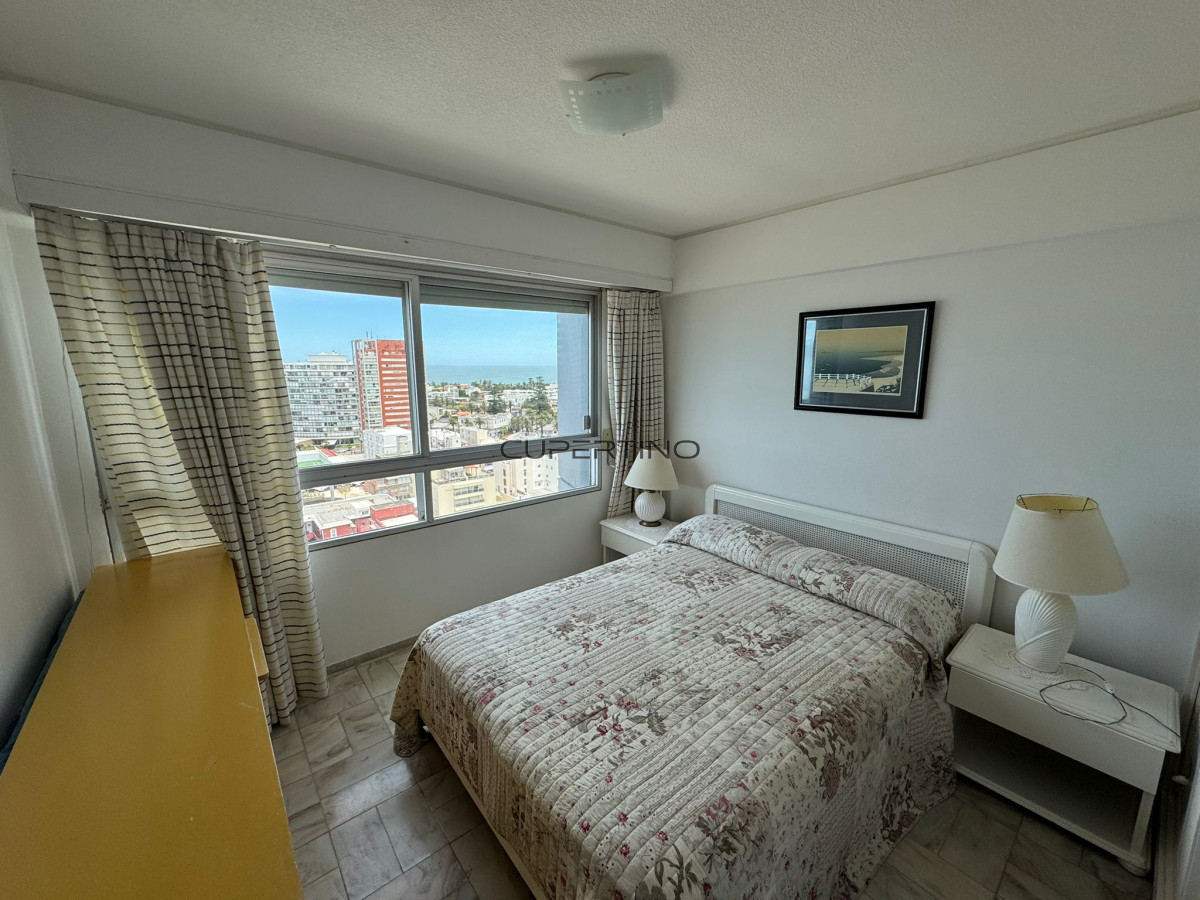 Apartamento ID.3556 - Apartamento en Venta de 3 dormitorios en la Península de Punta del este , Gorlero 