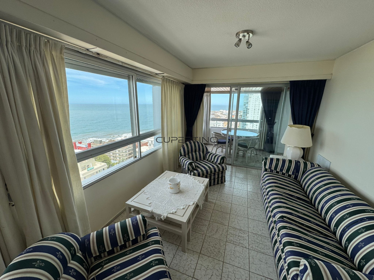 Apartamento ID.3556 - Apartamento en Venta de 3 dormitorios en la Península de Punta del este , Gorlero 