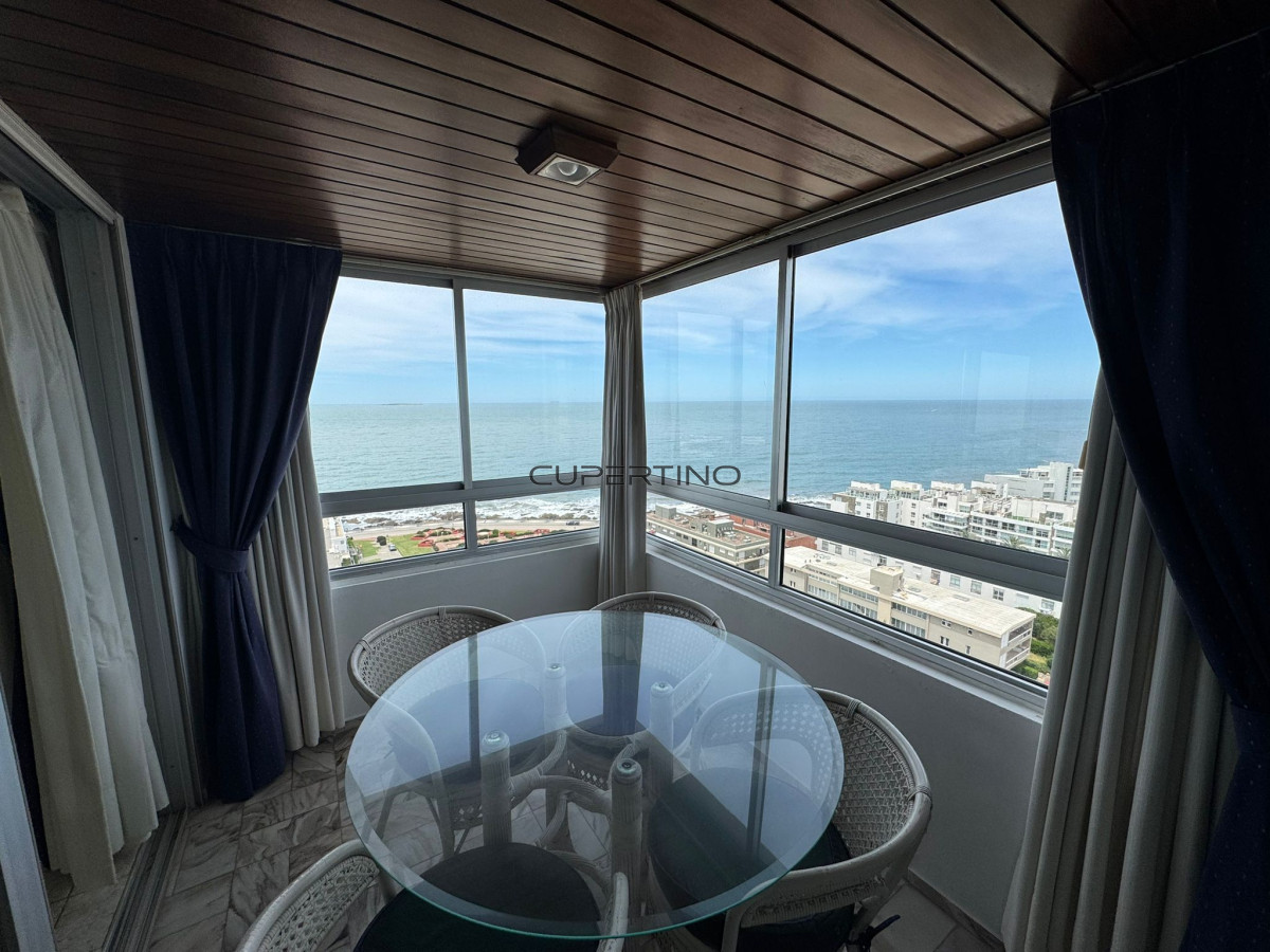 Apartamento ID.3556 - Apartamento en Venta de 3 dormitorios en la Península de Punta del este , Gorlero 
