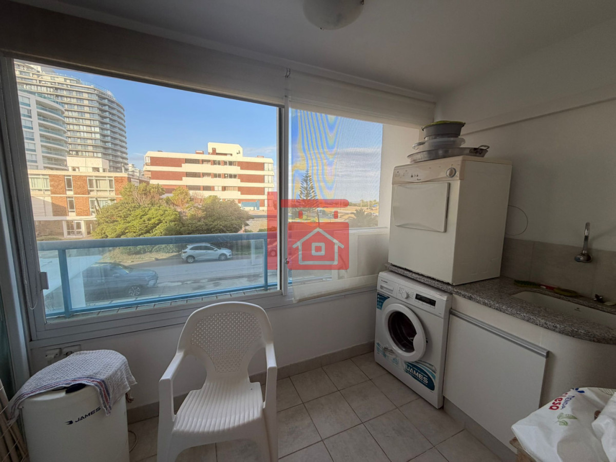 Apartamento ID.341 - Apartamento en venta de 3 dormitorios en Punta del este , Playa brava , 