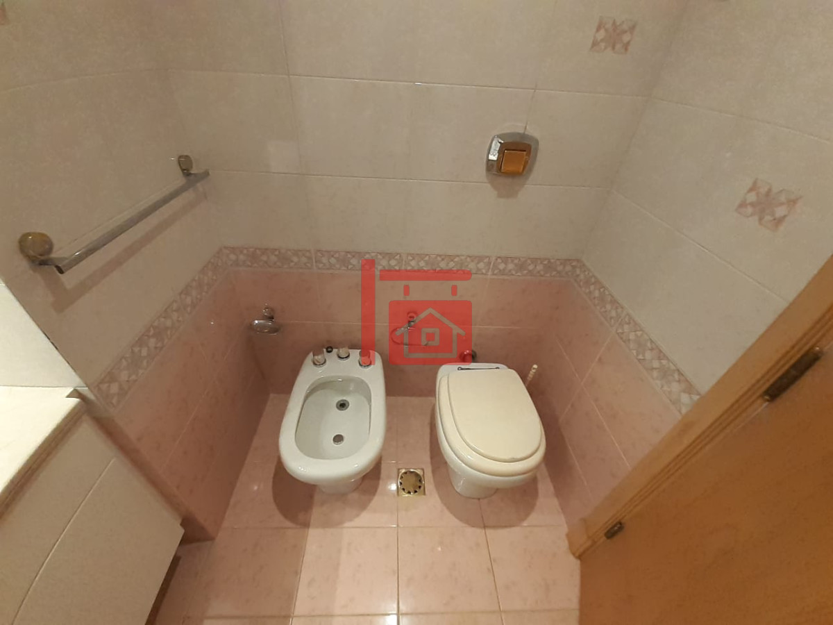 Apartamento ID.341 - Apartamento en venta de 3 dormitorios en Punta del este , Playa brava , 