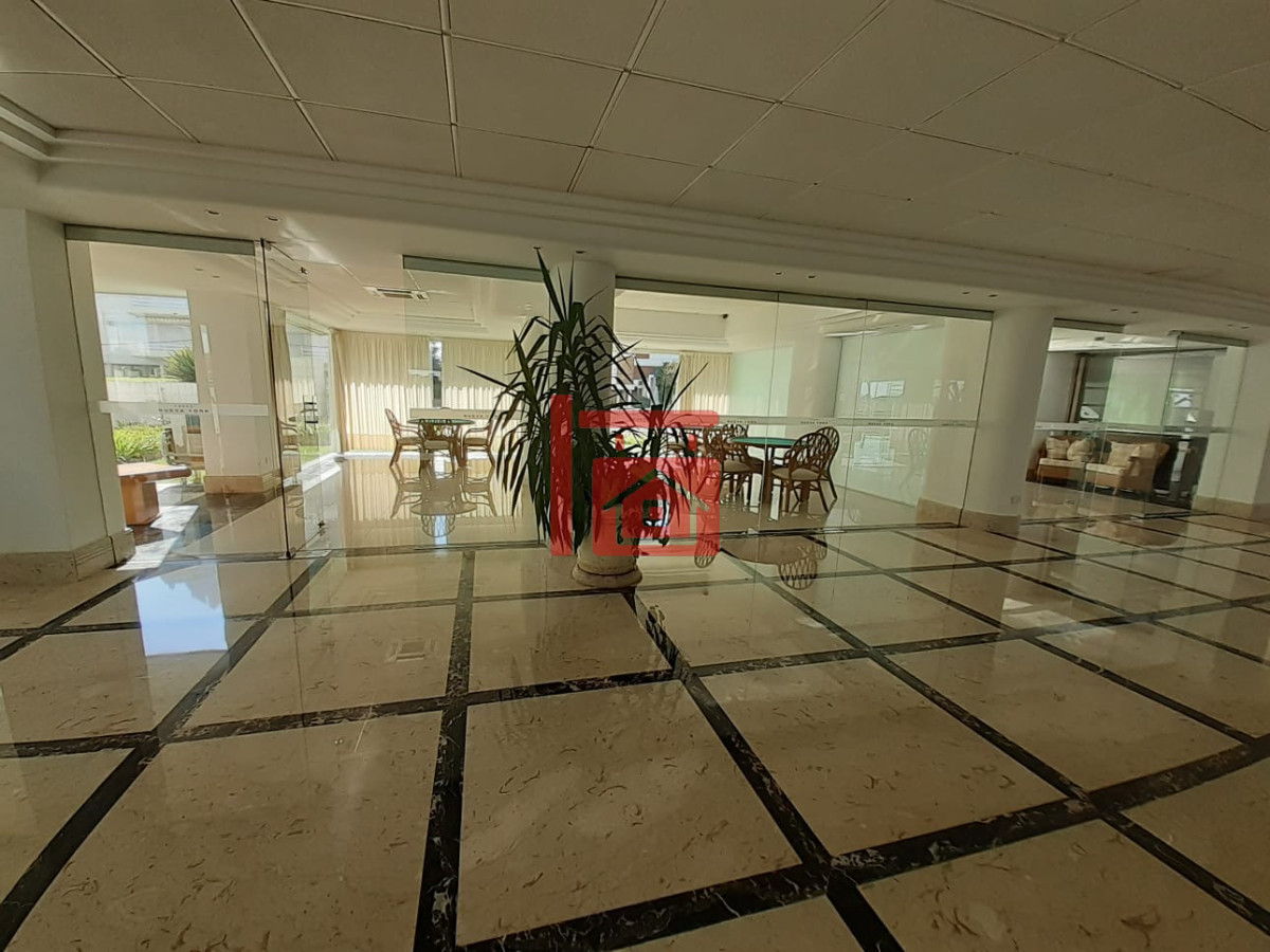 Apartamento ID.341 - Apartamento en venta de 3 dormitorios en Punta del este , Playa brava , 