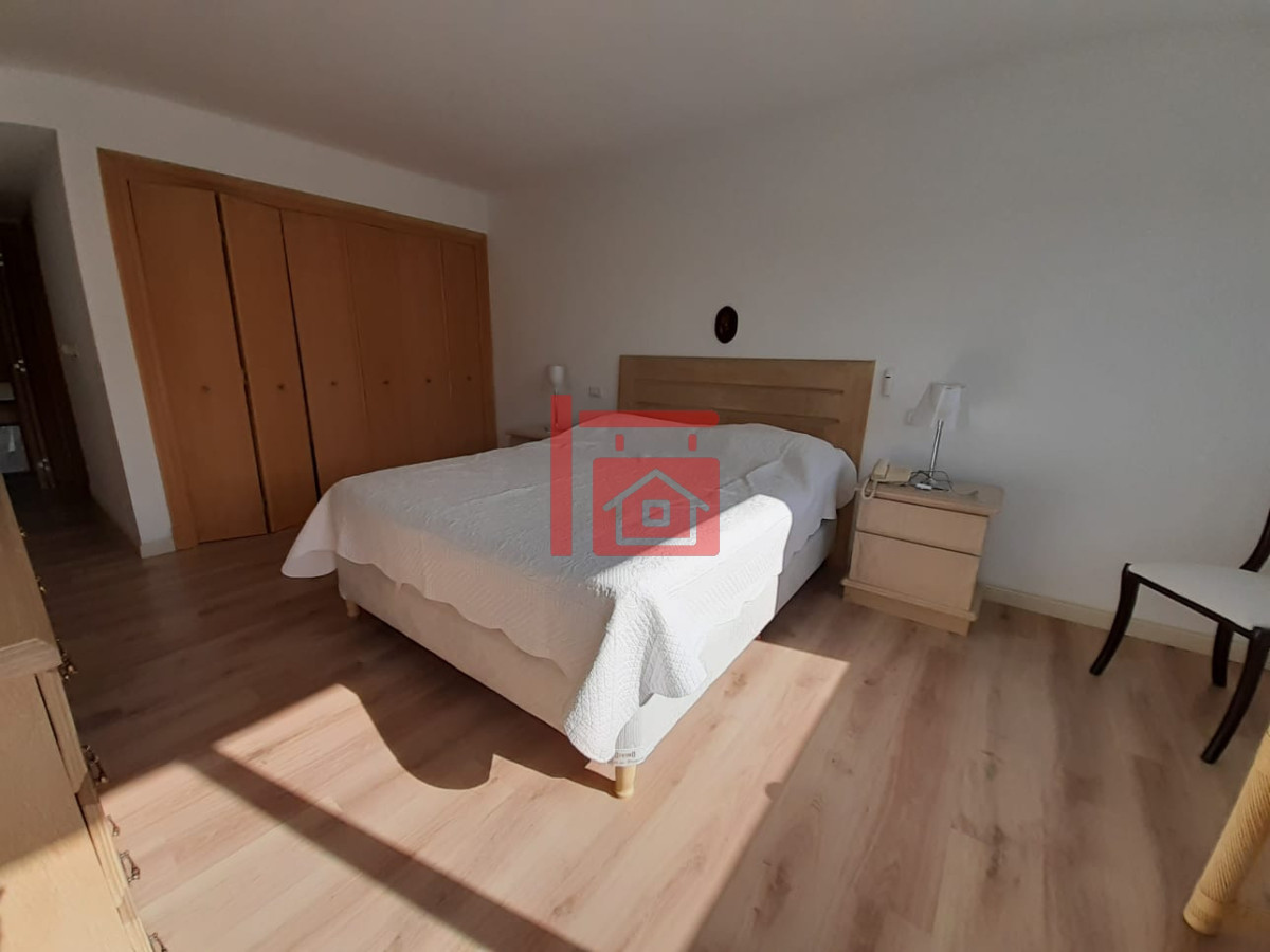 Apartamento ID.341 - Apartamento en venta de 3 dormitorios en Punta del este , Playa brava , 