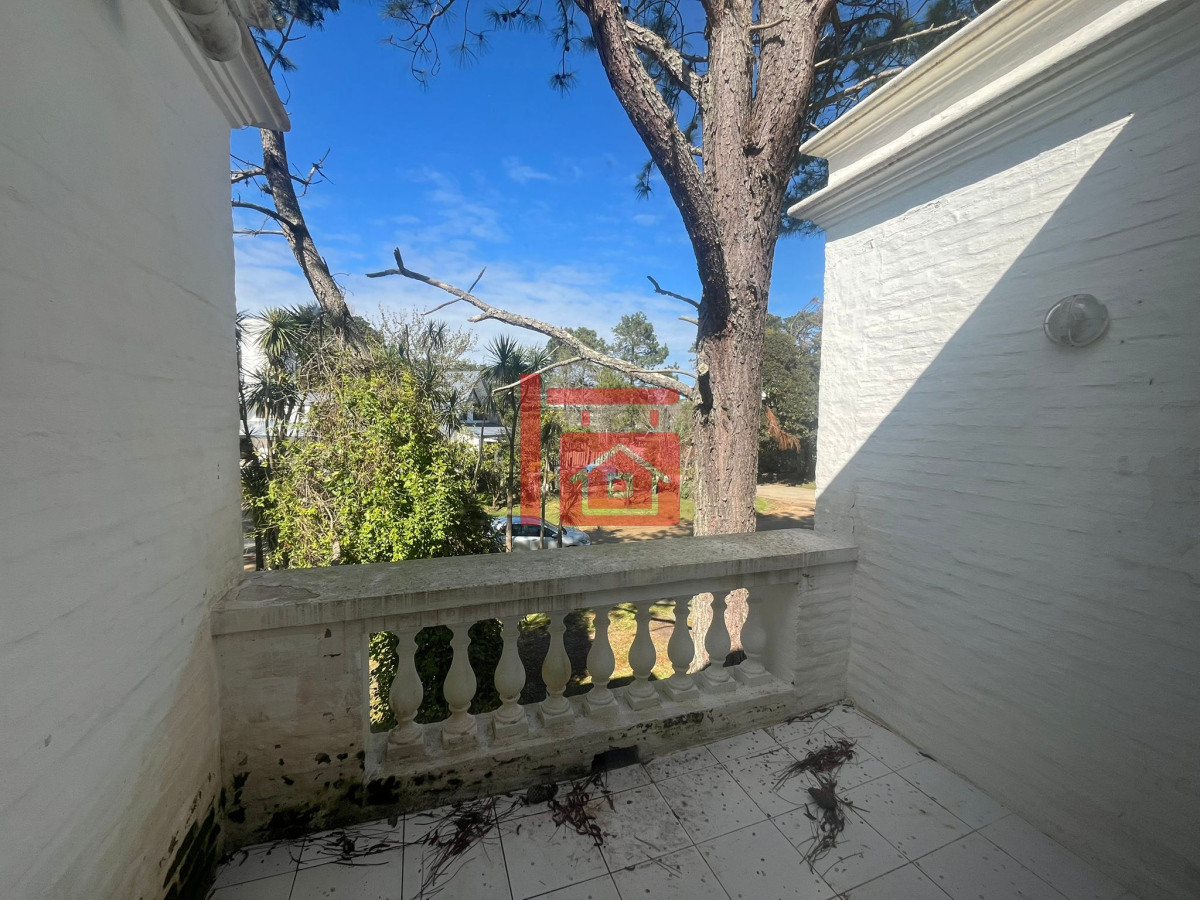 Casa ID.468 - Casa en Alquiler de Temporada en Punta del este con gran capacidad  , a pasos de Playa Brava 