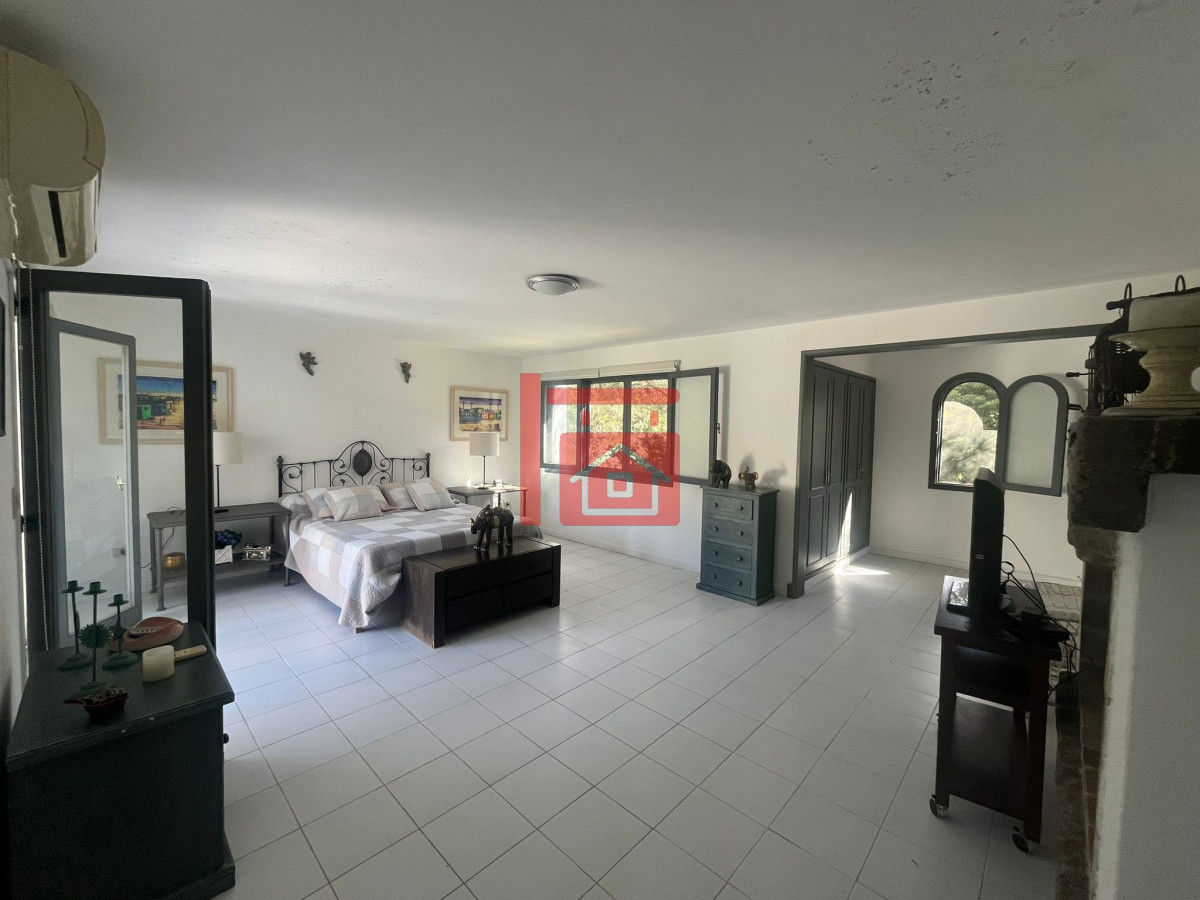 Casa ID.468 - Casa en Alquiler de Temporada en Punta del este con gran capacidad  , a pasos de Playa Brava 