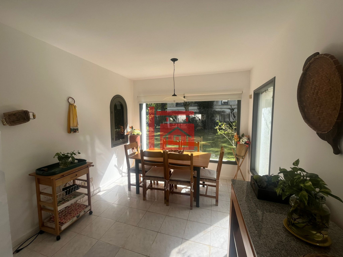 Casa ID.468 - Casa en Alquiler de Temporada en Punta del este con gran capacidad  , a pasos de Playa Brava 