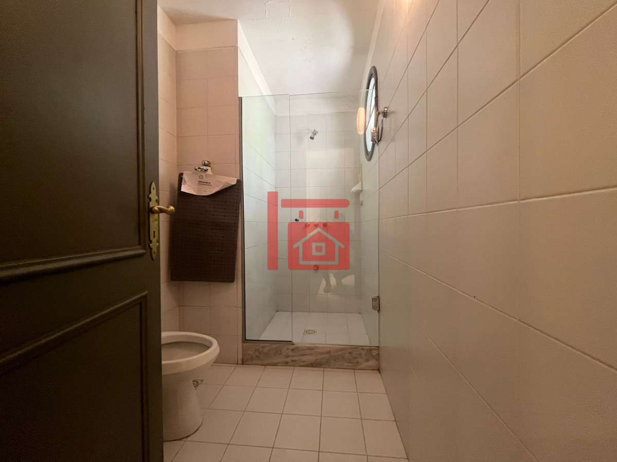 Casa ID.468 - Casa en Alquiler de Temporada en Punta del este con gran capacidad  , a pasos de Playa Brava 