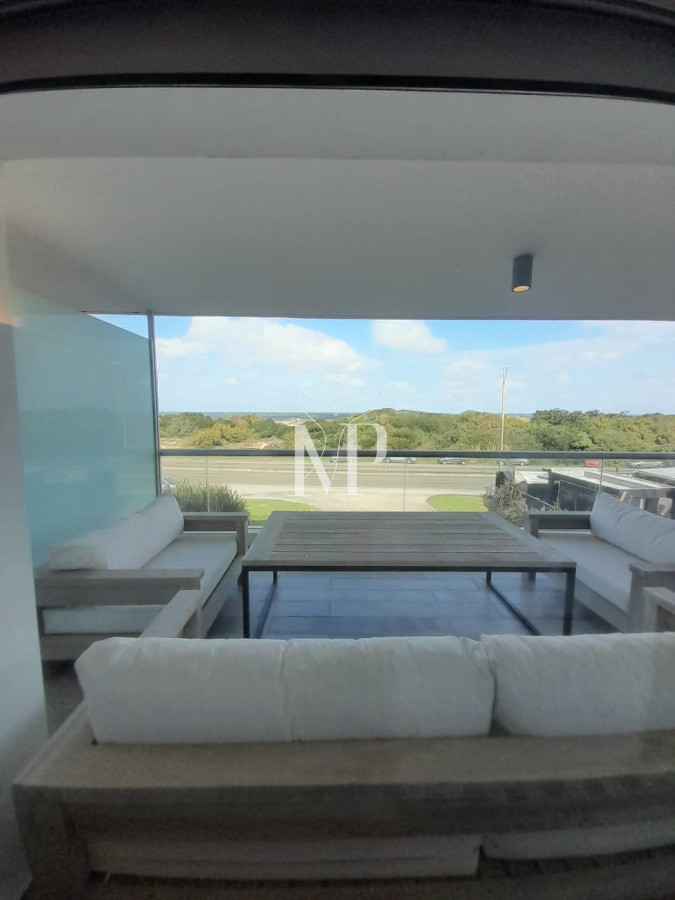 Apartamento ID.195 - Apartamento de 3 dormitorios en Silente , Punta del este , Playa Brava, Vista al mar 
