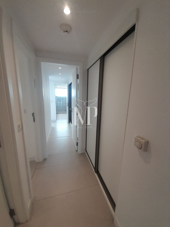 Apartamento ID.195 - Apartamento de 3 dormitorios en Silente , Punta del este , Playa Brava, Vista al mar 
