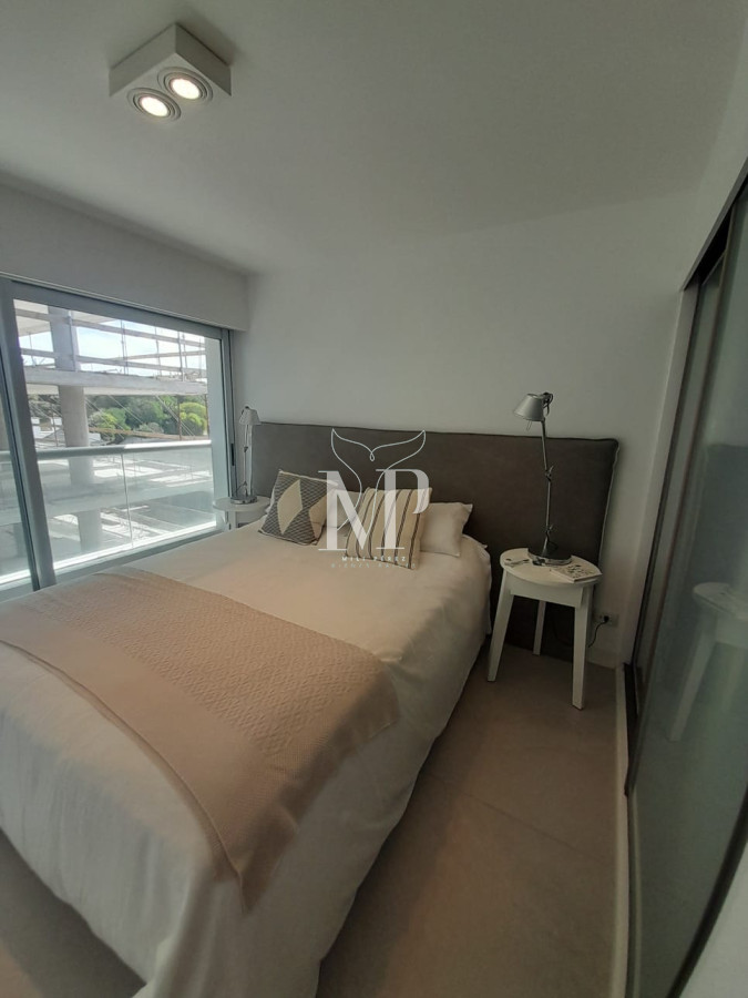 Apartamento ID.195 - Apartamento de 3 dormitorios en Silente , Punta del este , Playa Brava, Vista al mar 