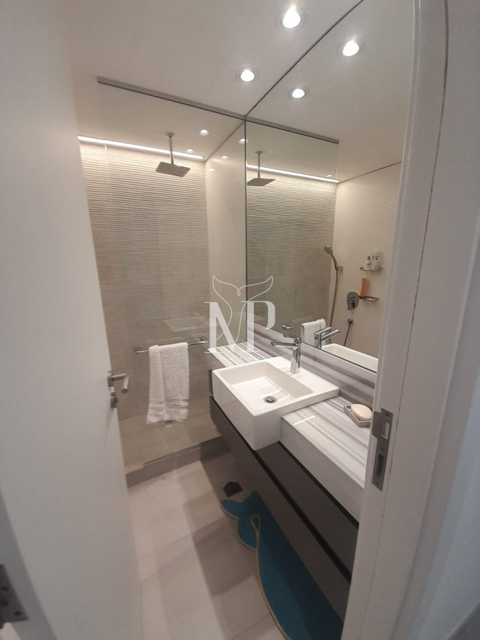 Apartamento ID.195 - Apartamento de 3 dormitorios en Silente , Punta del este , Playa Brava, Vista al mar 