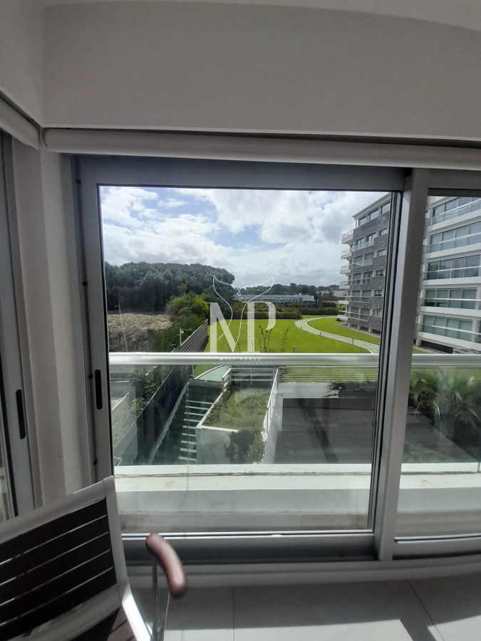 Apartamento ID.195 - Apartamento de 3 dormitorios en Silente , Punta del este , Playa Brava, Vista al mar 