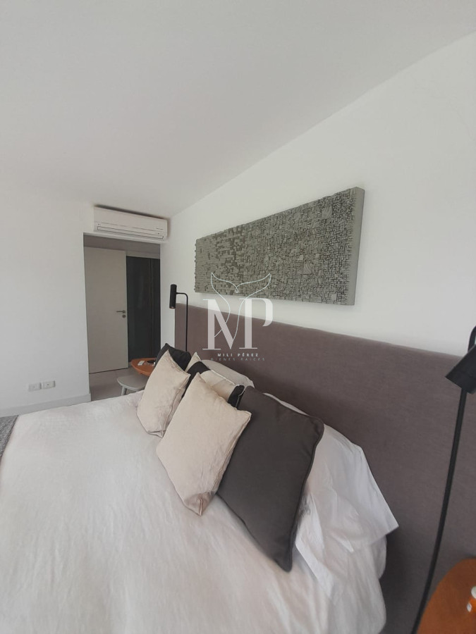 Apartamento ID.195 - Apartamento de 3 dormitorios en Silente , Punta del este , Playa Brava, Vista al mar 