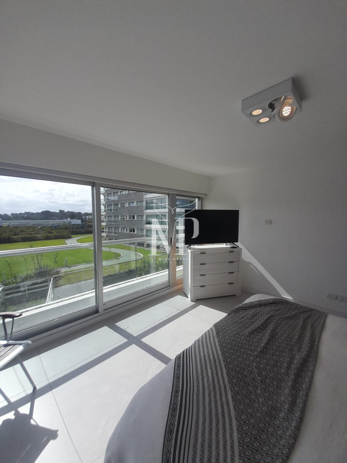 Apartamento ID.195 - Apartamento de 3 dormitorios en Silente , Punta del este , Playa Brava, Vista al mar 