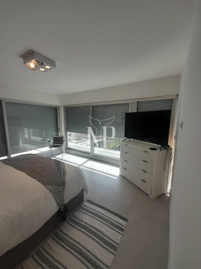 Apartamento ID.195 - Apartamento de 3 dormitorios en Silente , Punta del este , Playa Brava, Vista al mar 