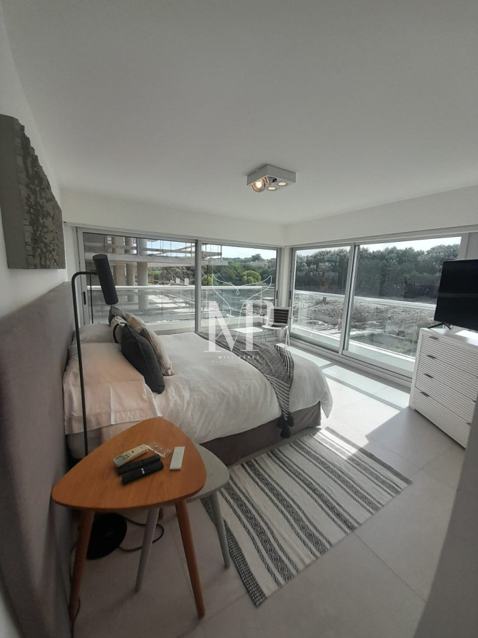 Apartamento ID.195 - Apartamento de 3 dormitorios en Silente , Punta del este , Playa Brava, Vista al mar 