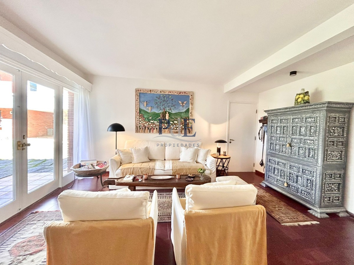 Solida construcción del Arquitecto WPintos Risso