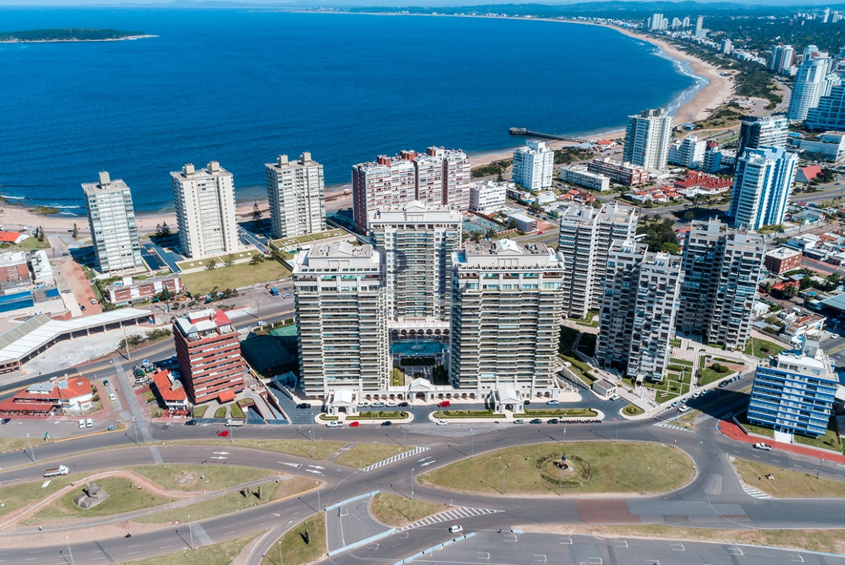 Apartamento de 3 Dormitorios en Punta del Este. Parada 1 - Imagen 27