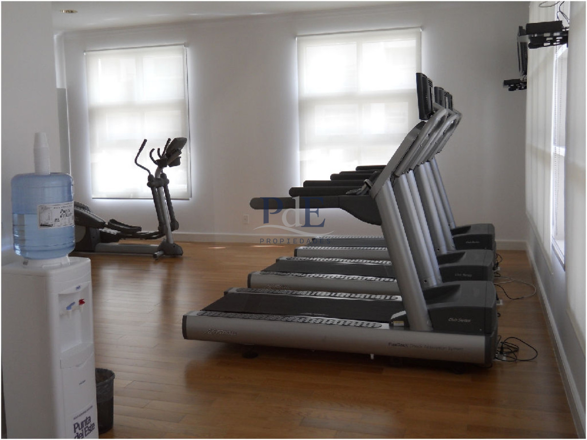 Apartamento en Torre Imperiale, 3 dormitorios Playa Brava. - Imagen 19