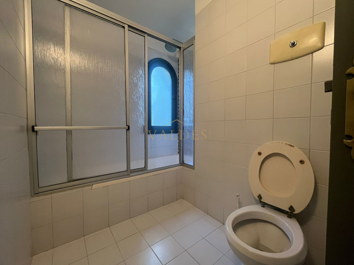 Casa ID.4983 - Casa en Alquiler de Temporada en Punta del este con gran capacidad  , a pasos de Playa Brava 