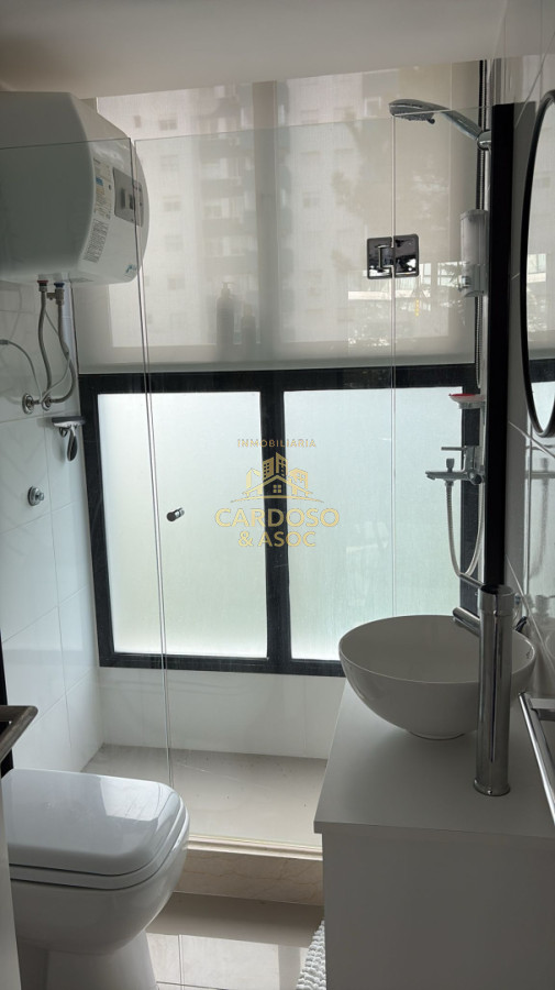 Apartamento ID.90 - Apartamento en venta de 2 dormitorios en Edificio OTTO , Punta del este , Maldonado 