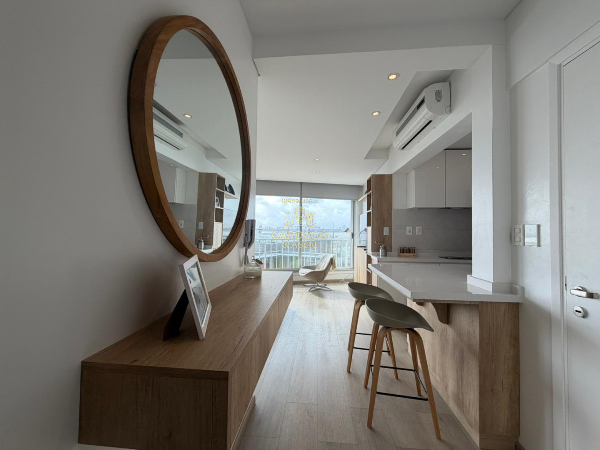 Apartamento ID.91 - Apartamento de 2 dormitorios en venta en el Puerto , Punta del Este. 
