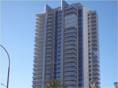 Miami Boulevard- Piso alto disponible en alquiler