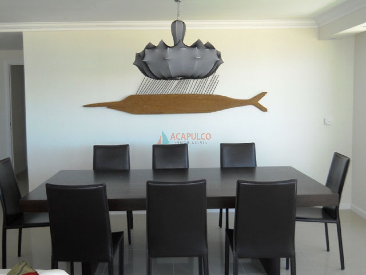 Apartamento ID.4506 - Brava, 3 dormitorios y dependencia