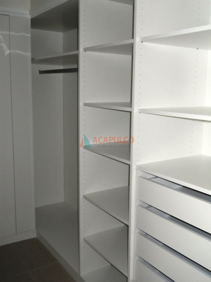 Apartamento ID.4506 - Brava, 3 dormitorios y dependencia