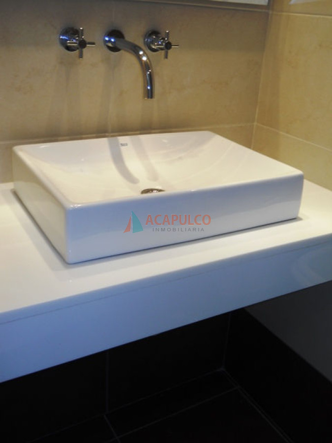 Apartamento ID.4506 - Brava, 3 dormitorios y dependencia