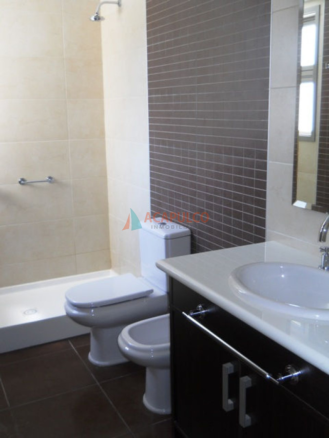 Apartamento ID.4506 - Brava, 3 dormitorios y dependencia