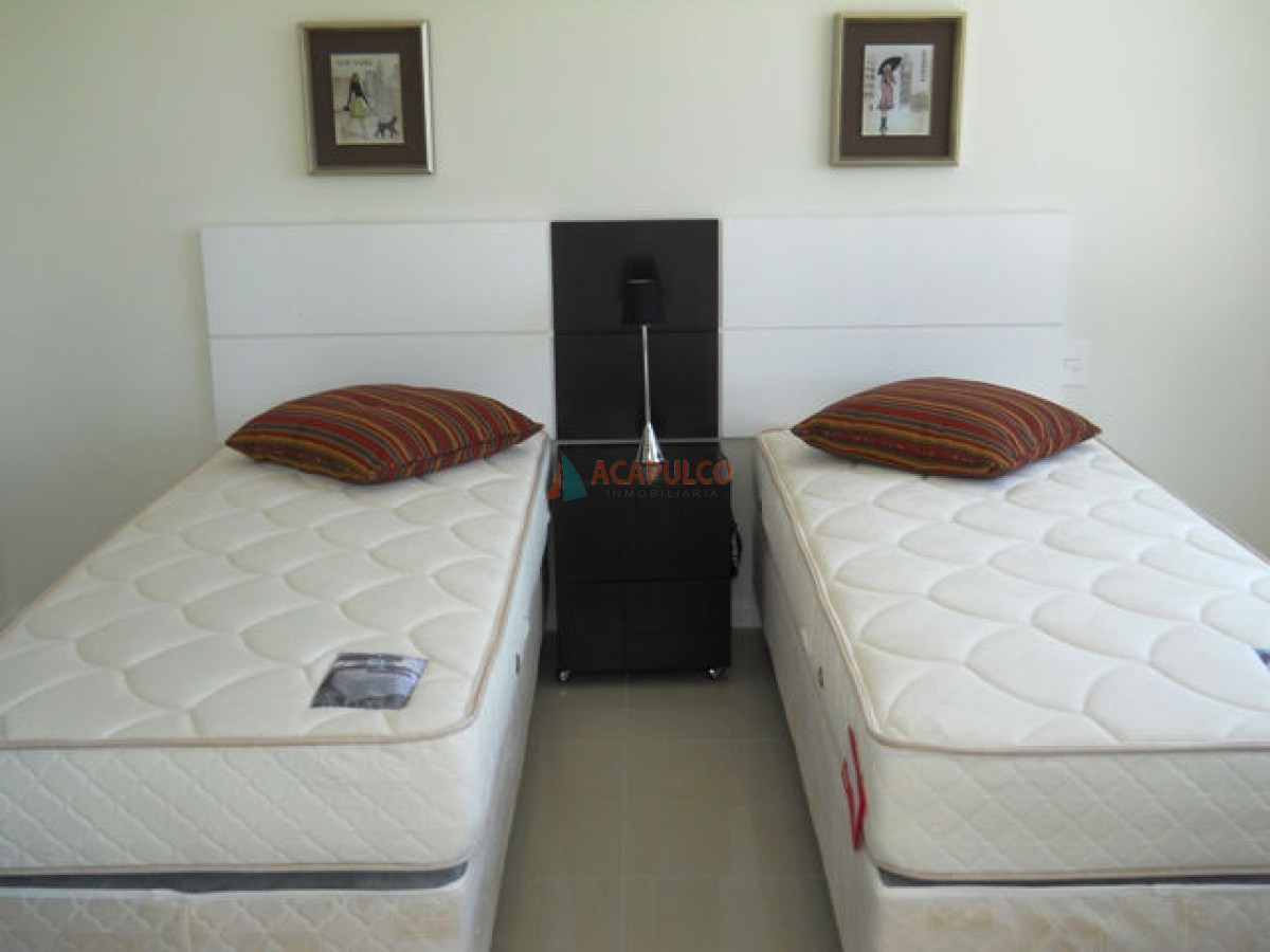 Apartamento ID.4506 - Brava, 3 dormitorios y dependencia