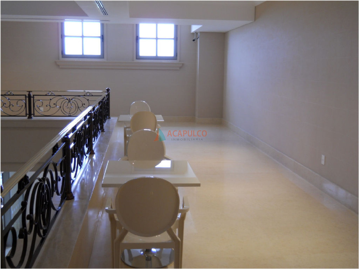 Apartamento ID.4506 - Brava, 3 dormitorios y dependencia