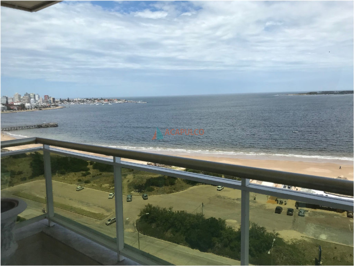 Apartamento Ref.3791/Alta-gama-en-playa-mansa- - Alta gama en playa mansa 