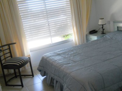Pent-house en venta de 2 dormitorios en Punta del este , Península , Gorlero , Playa Mansa  - PLA238A