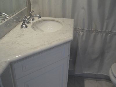 Apartamento de 3 dormitorios en Alquiler en Punta del este , Playa Mansa , Punta del este , Vista al Mar  - PLA599A