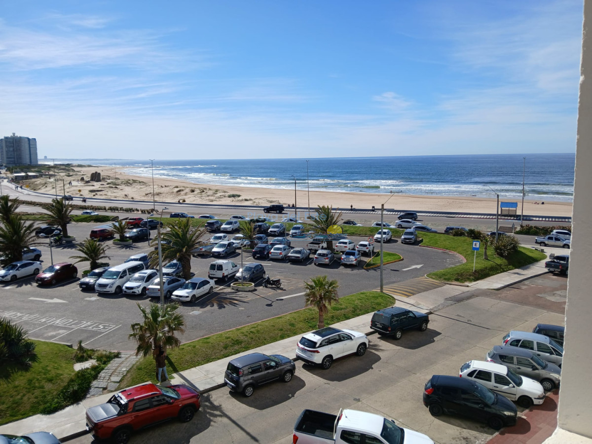 Apartamento de 1 dormitorio en alquiler temporal en Punta del este  - PLA538A